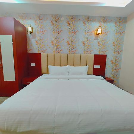 Awadh Samrat Resort Ayodhya Екстер'єр фото