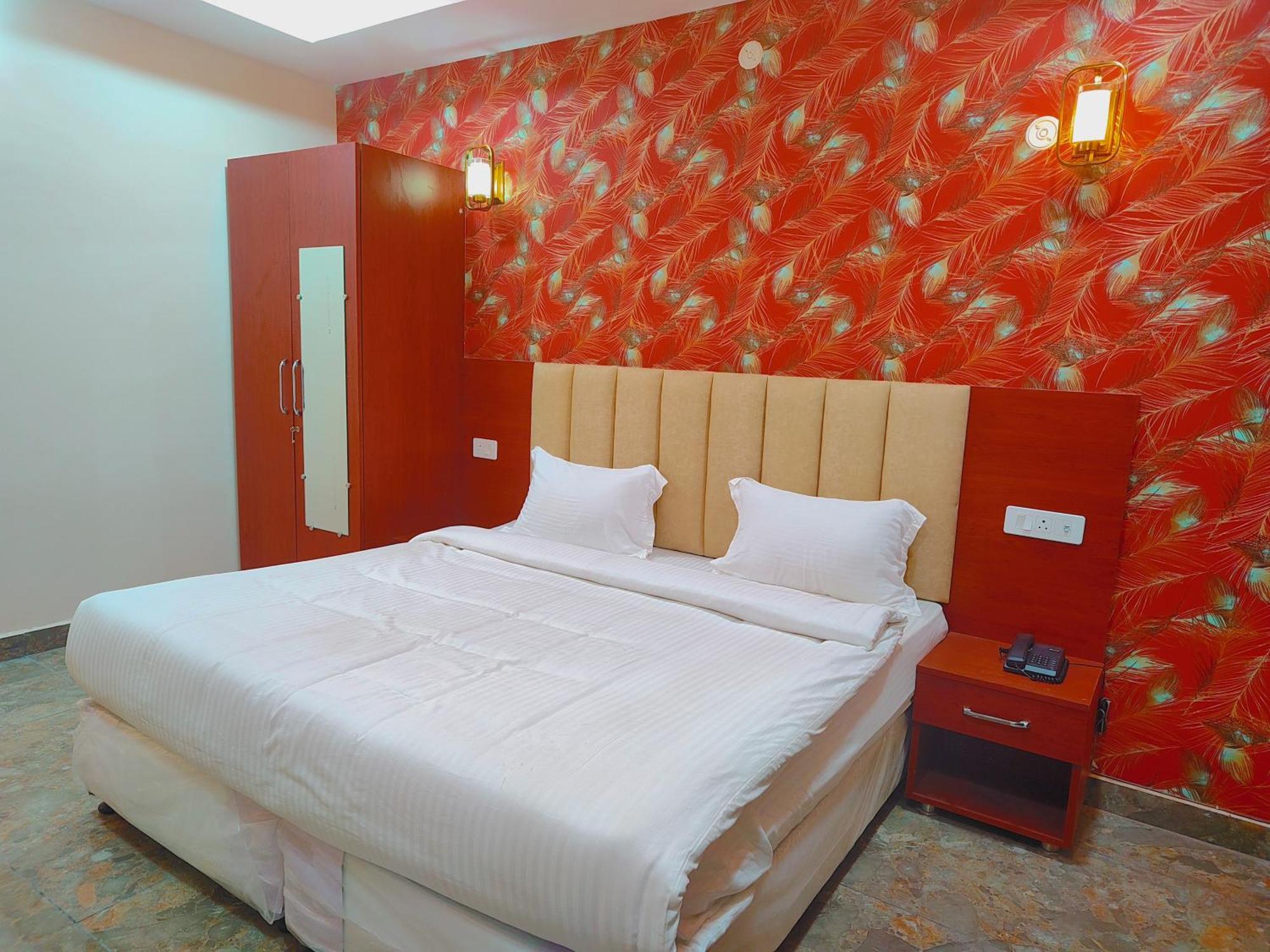 Awadh Samrat Resort Ayodhya Екстер'єр фото
