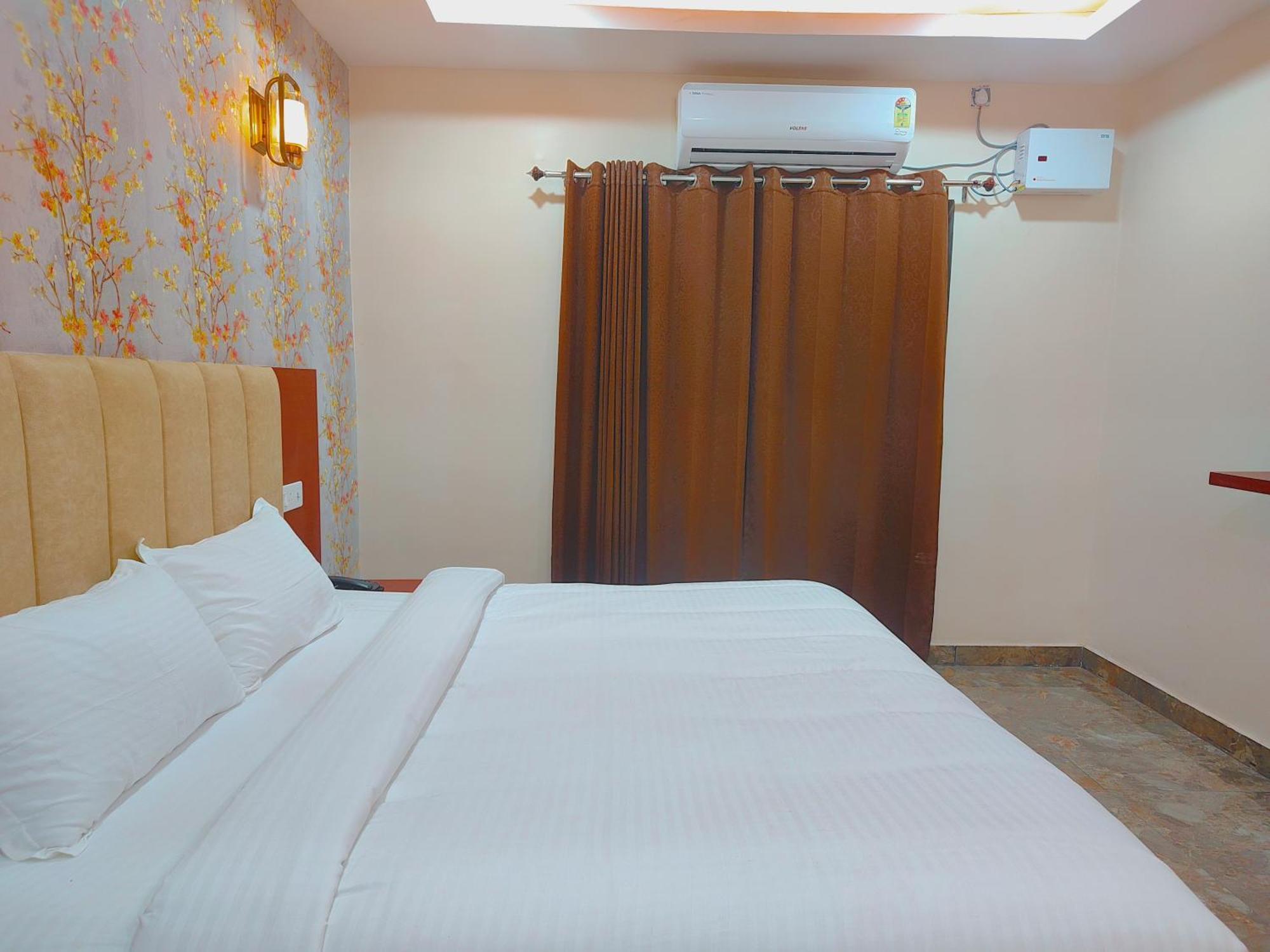 Awadh Samrat Resort Ayodhya Екстер'єр фото