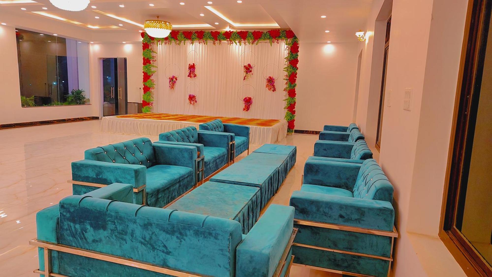 Awadh Samrat Resort Ayodhya Екстер'єр фото