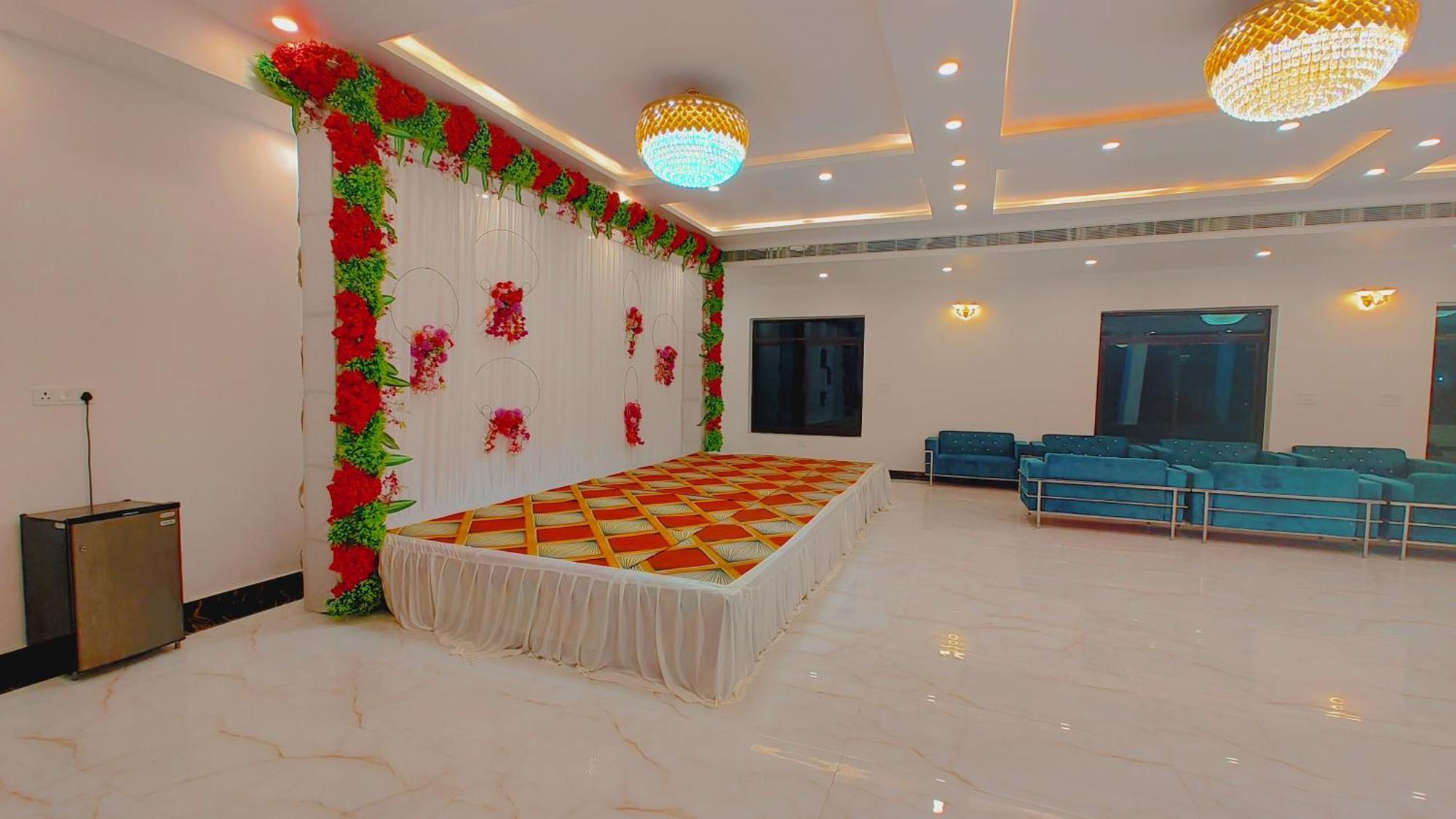 Awadh Samrat Resort Ayodhya Екстер'єр фото