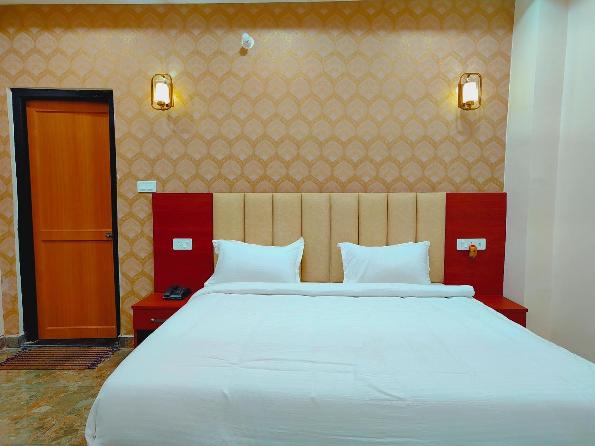 Awadh Samrat Resort Ayodhya Екстер'єр фото