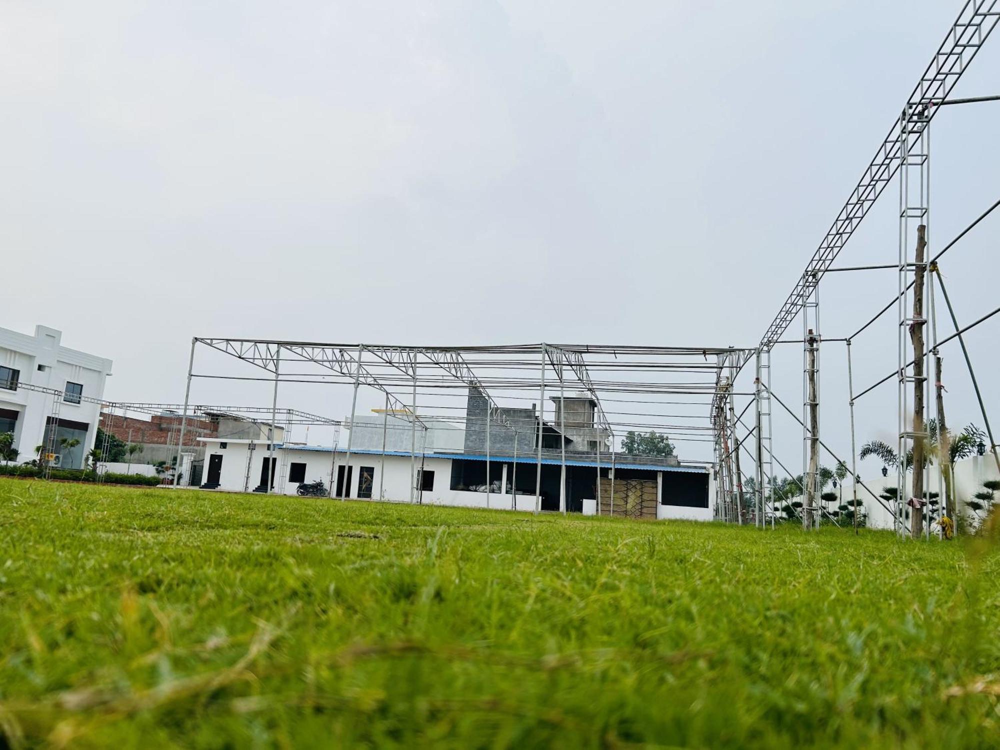 Awadh Samrat Resort Ayodhya Екстер'єр фото